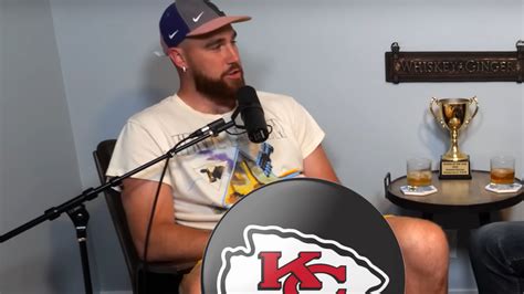 travis kelve naked|Travis Kelce Accidentally Let His Boys Slide Out, Flashing